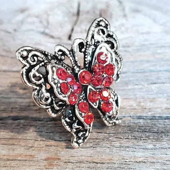 Vintage Y2K 90s Red Crystal Butterfly Silver Adjustable Cocktail Ring - Picture 2 of 8